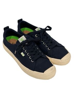 Cariuma OCA Shoes Womens 10.5 Men’s 9 Navy Blue Canvas Lace Up Sneakers Skate